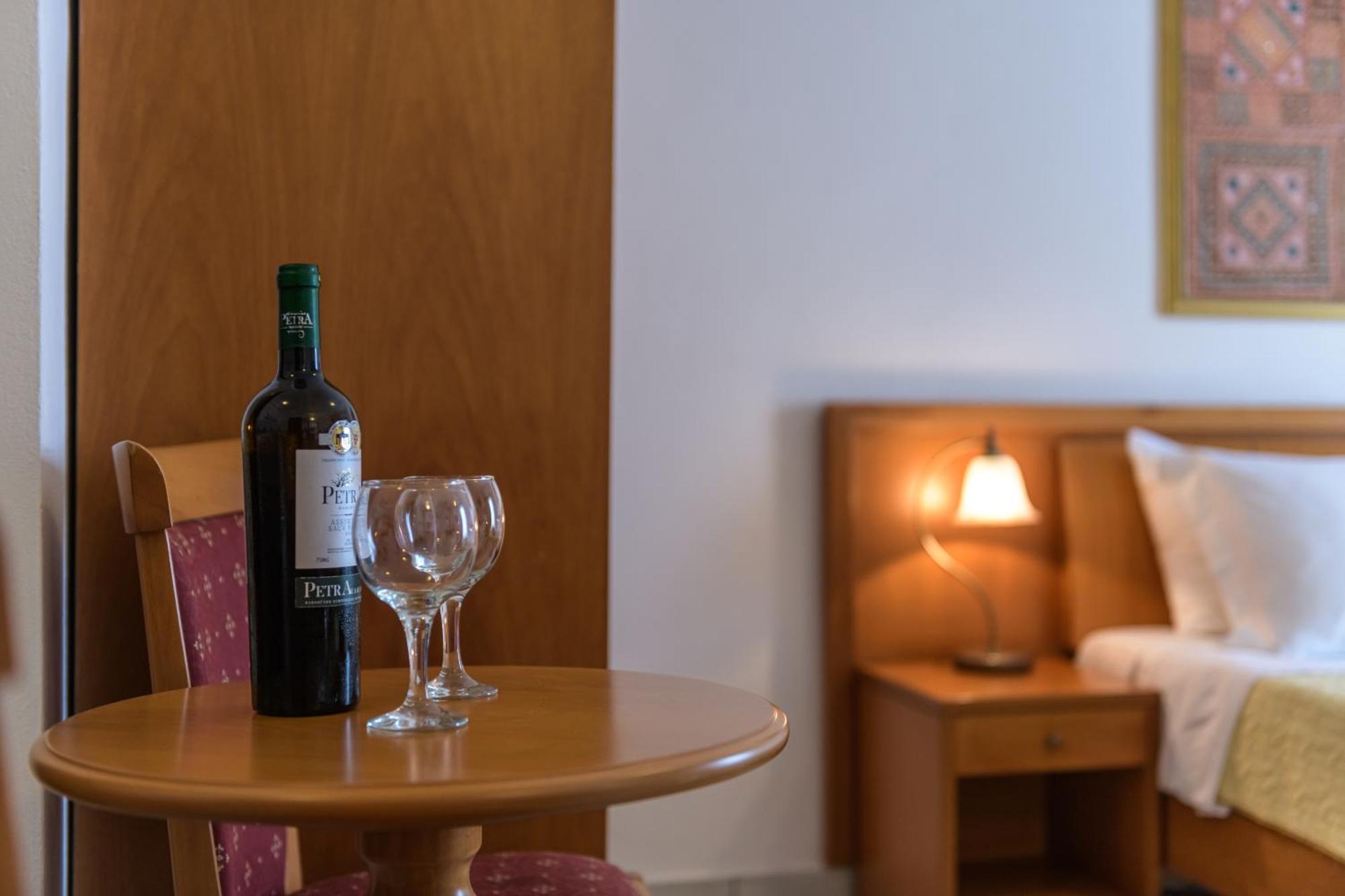 Grikos Hotel Pátmos Eksteriør billede